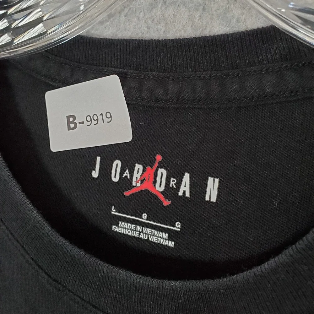 Air Jordan Men Shirt Large‎ Black GFX Logo Lifestyle 23 Crew Neck Short Sleeve
